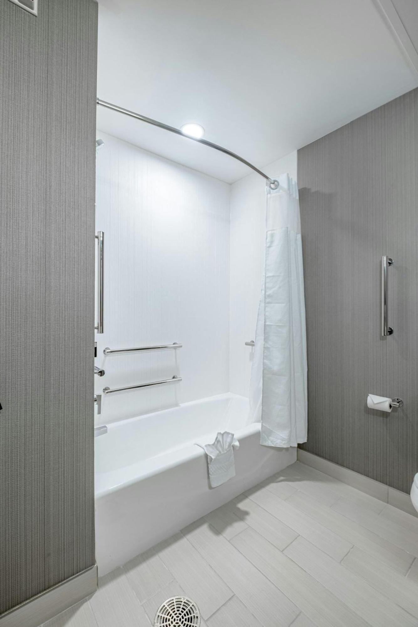 Courtyard By Marriott Toledo West Hotel Eksteriør billede