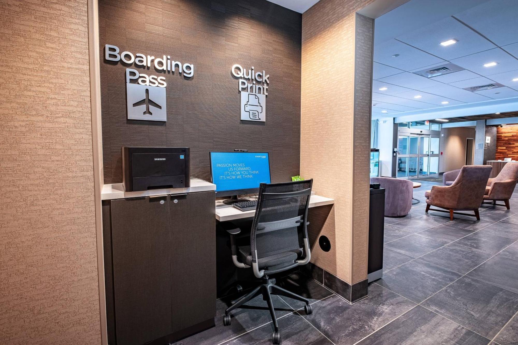 Courtyard By Marriott Toledo West Hotel Eksteriør billede