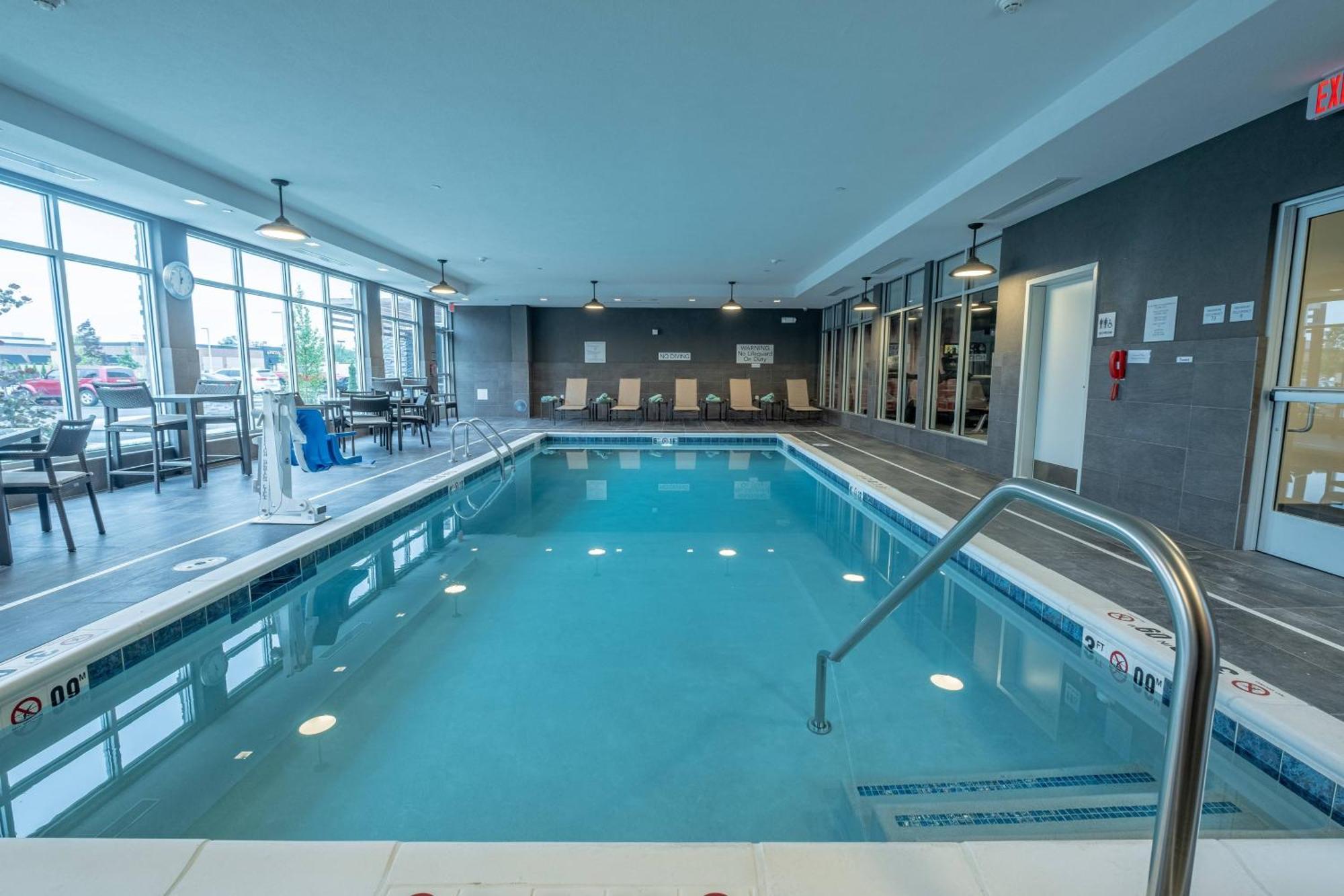 Courtyard By Marriott Toledo West Hotel Eksteriør billede