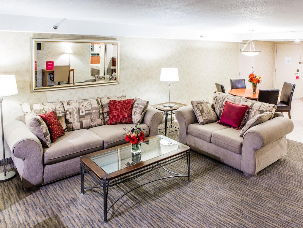 Courtyard By Marriott Toledo West Hotel Eksteriør billede